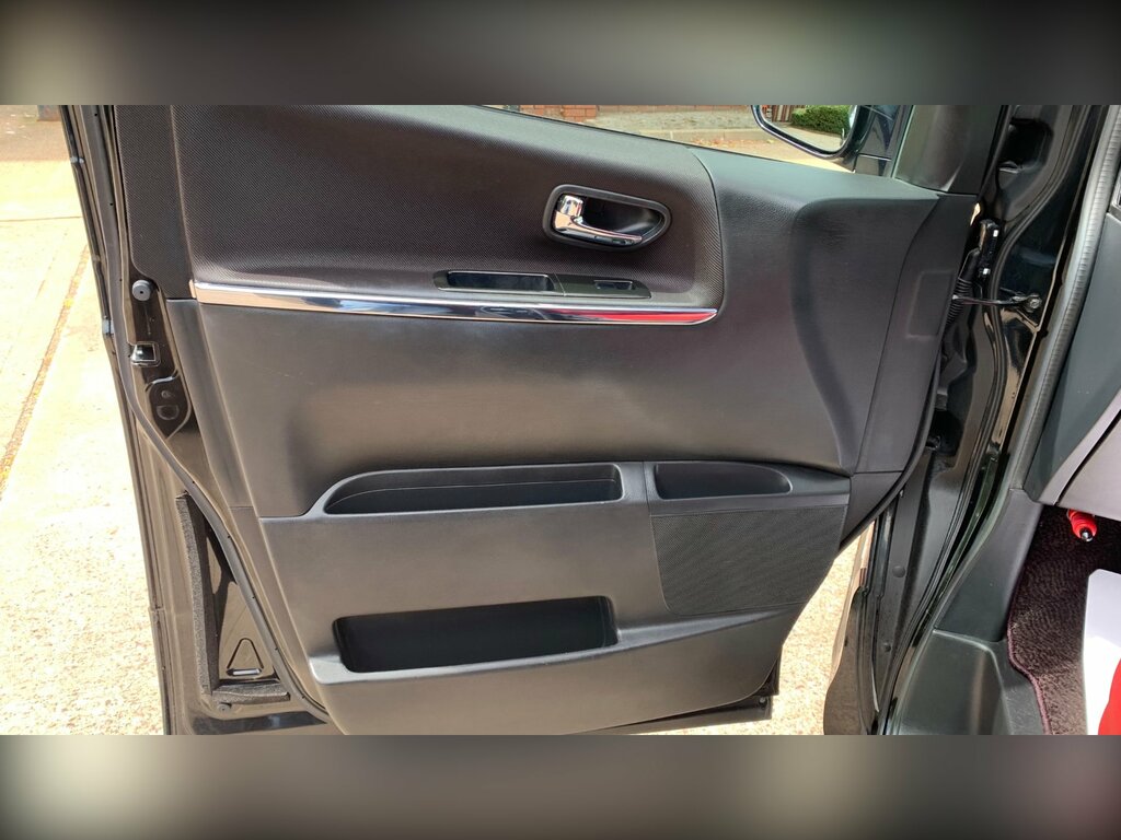 Nissan Elgrand Petrol Black #61