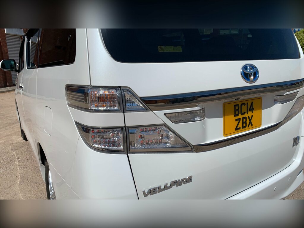 Toyota Vellfire Auto White #13