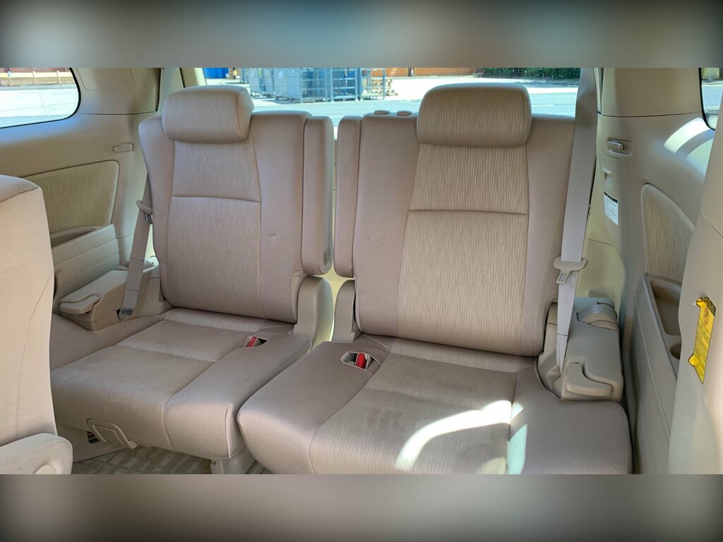 Toyota Vellfire Auto White #57