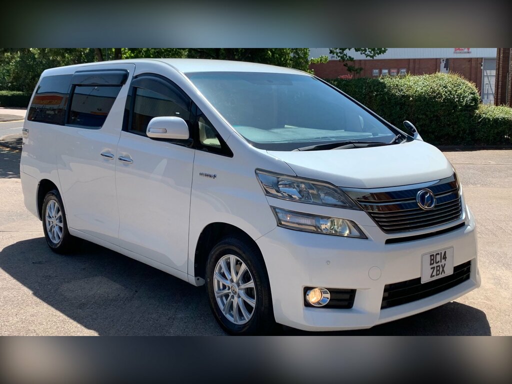 Toyota Vellfire Hybrid X Model 4Wd 2.4 Hybrid 7 Seats White