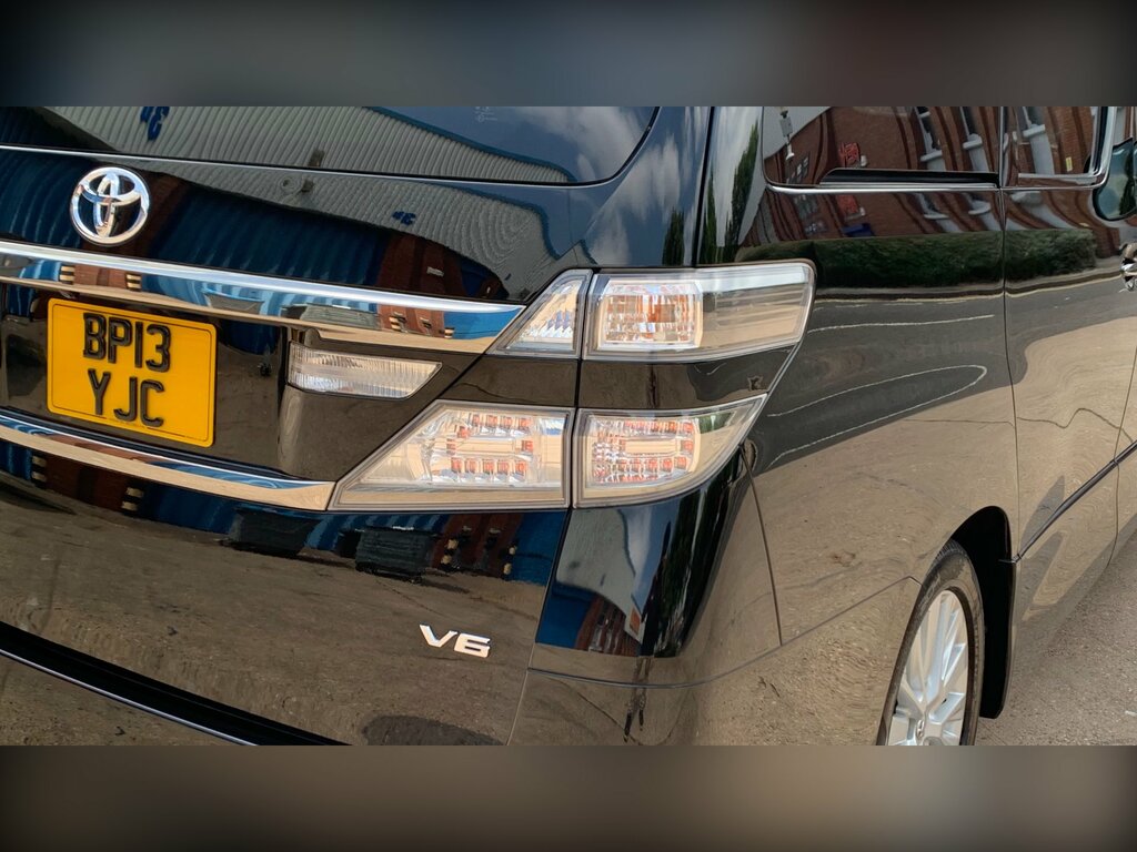 Toyota Vellfire 3.5 V6 Luxury 8 Seats White #38