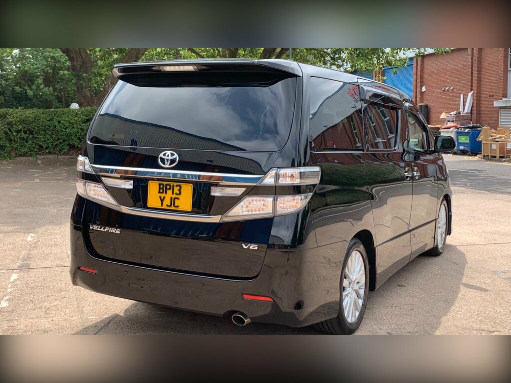 Toyota Vellfire 3.5 V6 Luxury 8 Seats White #7