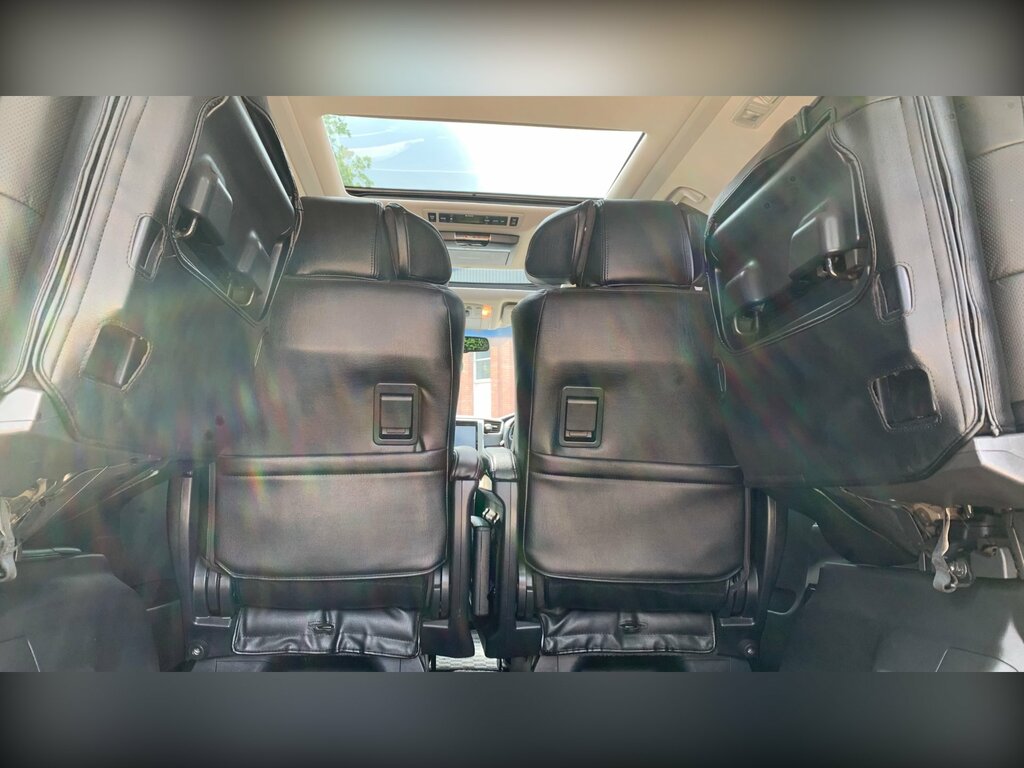 Toyota Vellfire 3.5 V6 Luxury 8 Seats White #22