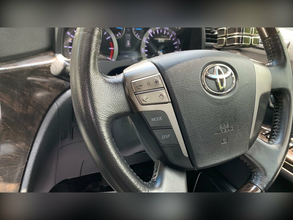 Toyota Vellfire 3.5 V6 Luxury 8 Seats White #81