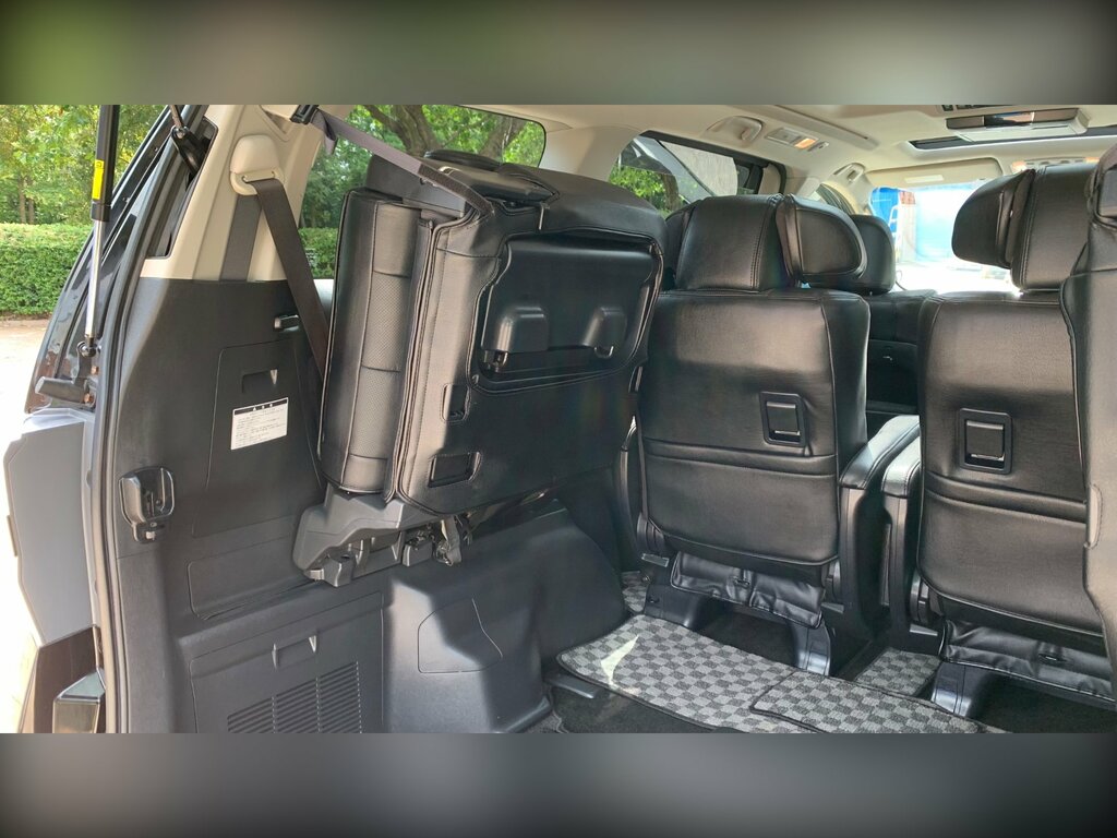 Toyota Vellfire 3.5 V6 Luxury 8 Seats White #20