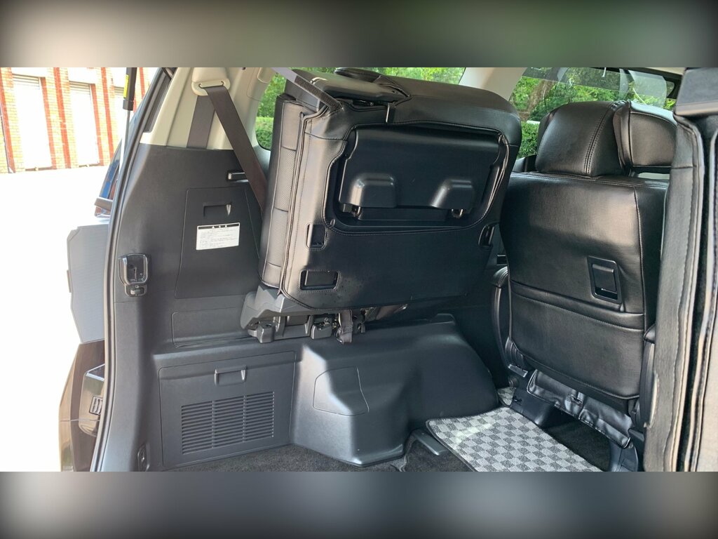 Toyota Vellfire 3.5 V6 Luxury 8 Seats White #21