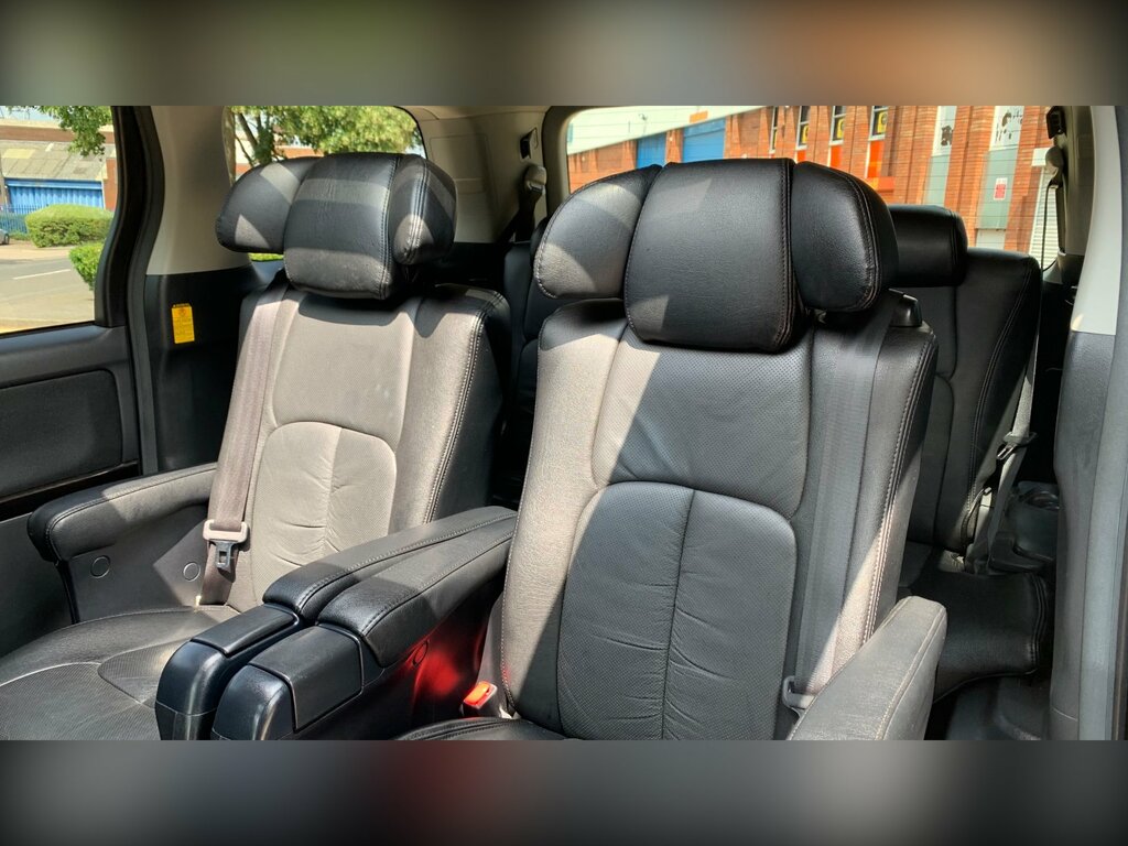 Toyota Vellfire 3.5 V6 Luxury 8 Seats White #43