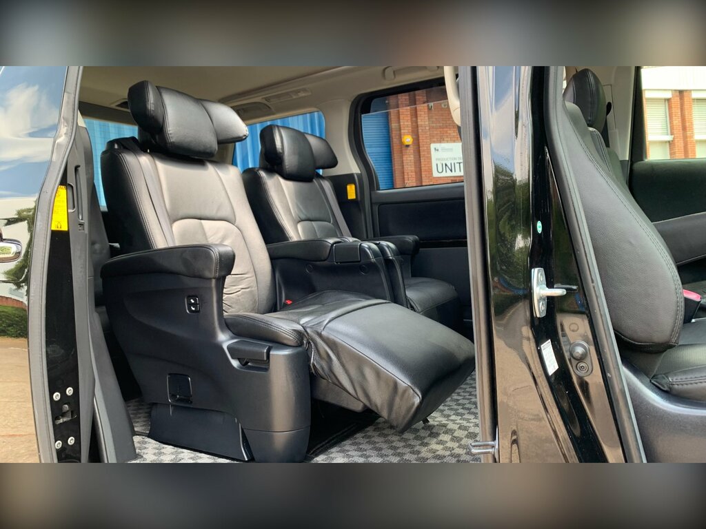 Toyota Vellfire 3.5 V6 Luxury 8 Seats White #60