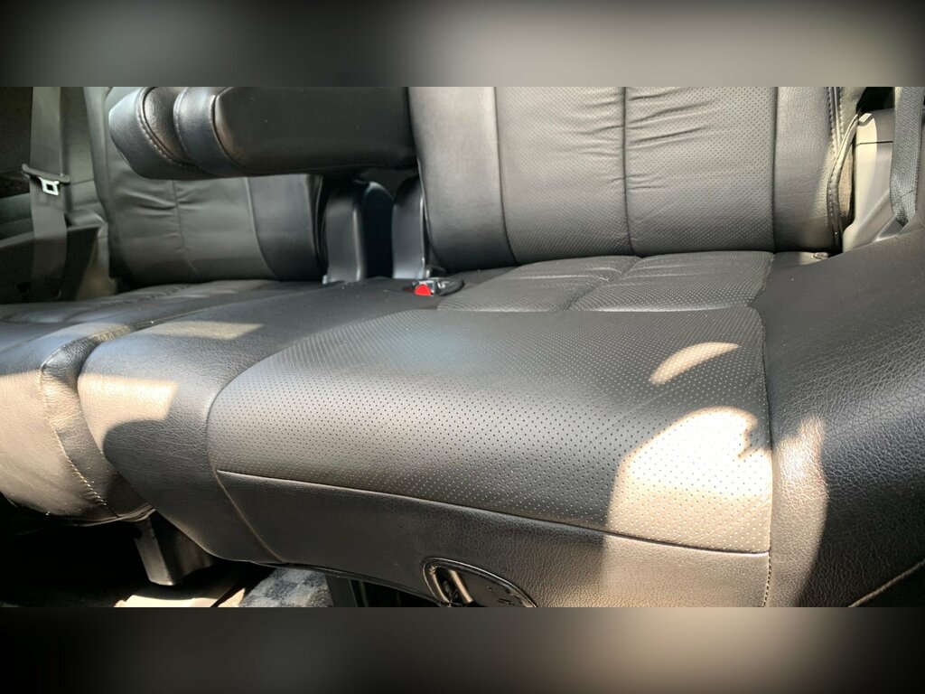 Toyota Vellfire 3.5 V6 Luxury 8 Seats White #50