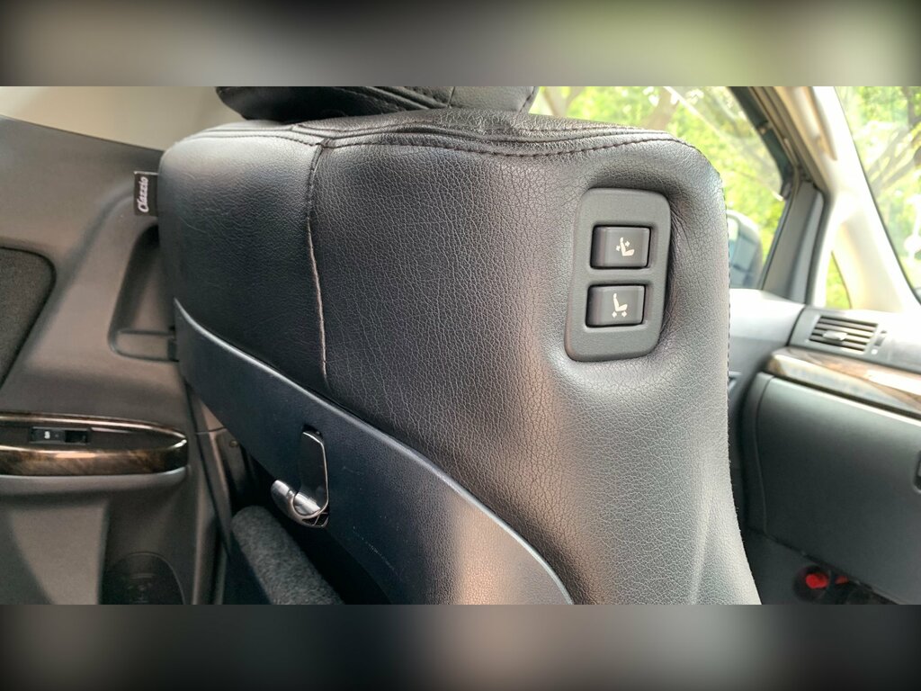 Toyota Vellfire 3.5 V6 Luxury 8 Seats White #37