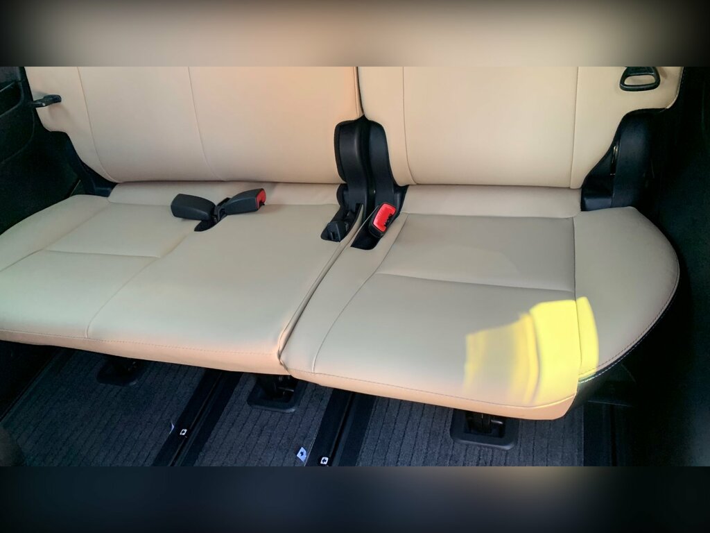 Toyota Estima 2.4 4Wd White #34