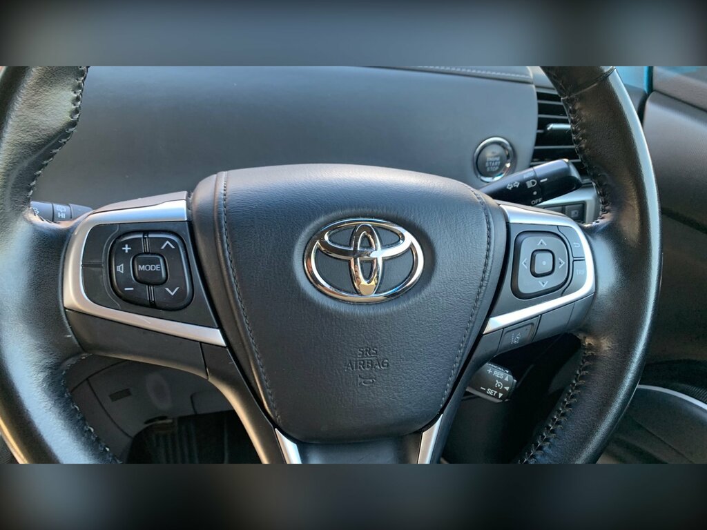Toyota Estima 2.4 4Wd White #61