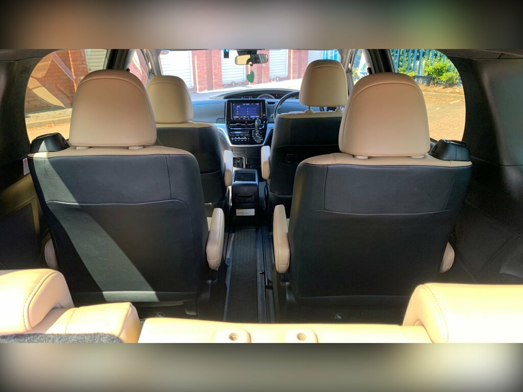 Toyota Estima 2.4 4Wd White #23