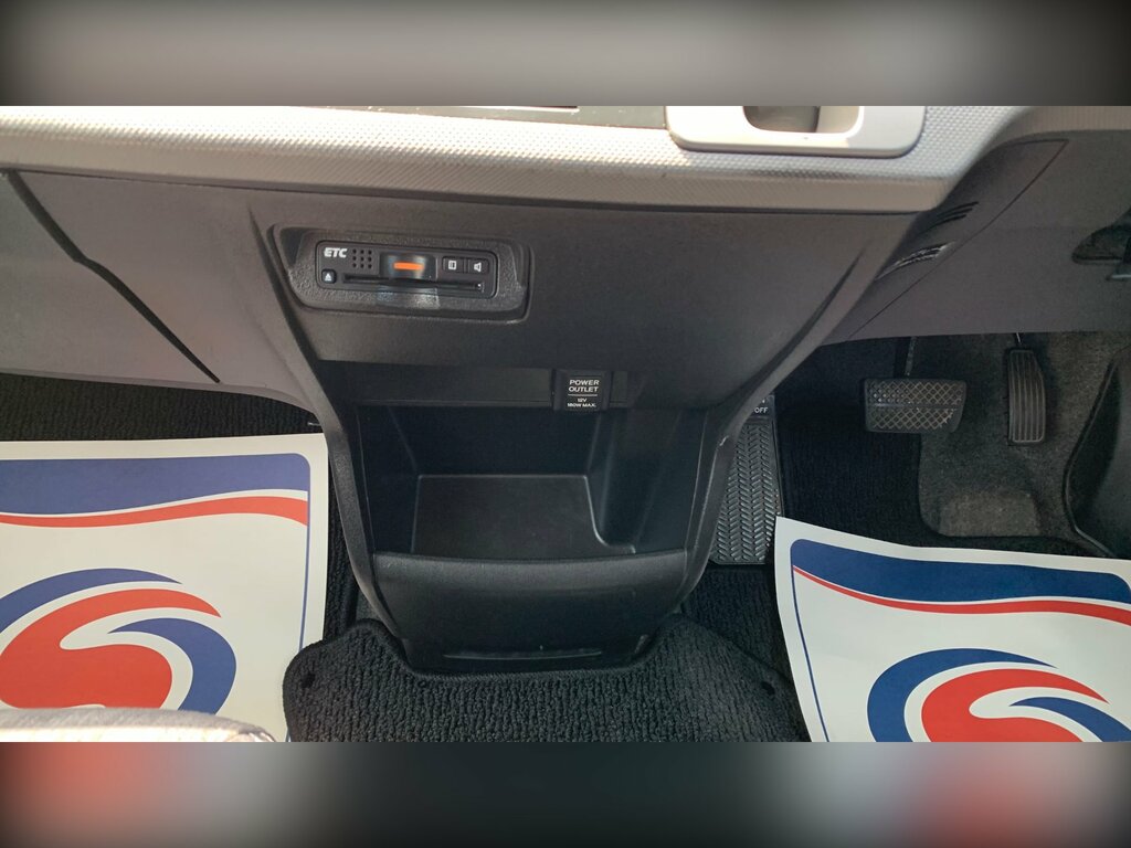 Honda Freed 1.5 Luxury Edition Euro 6 White #70