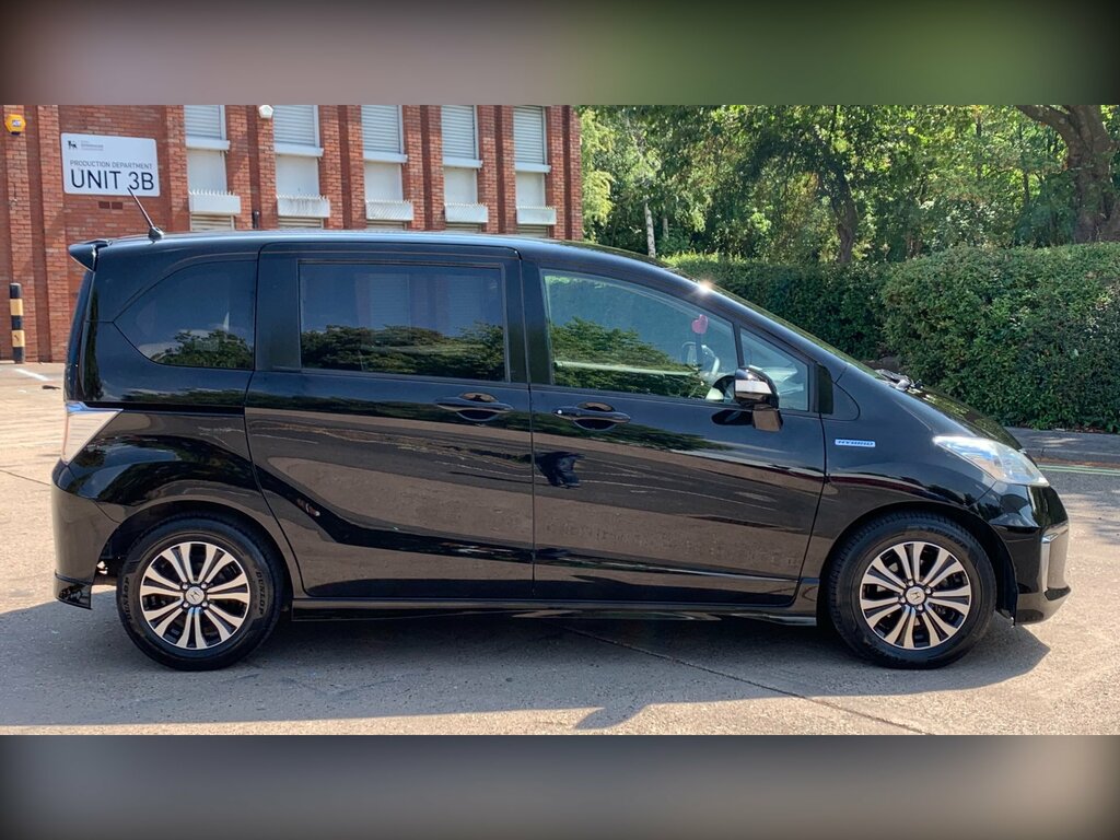 Honda Freed 1.5 Luxury Edition Euro 6 White #8