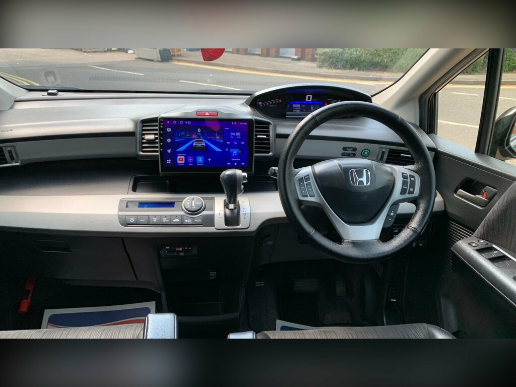 Honda Freed 1.5 Luxury Edition Euro 6 White #65