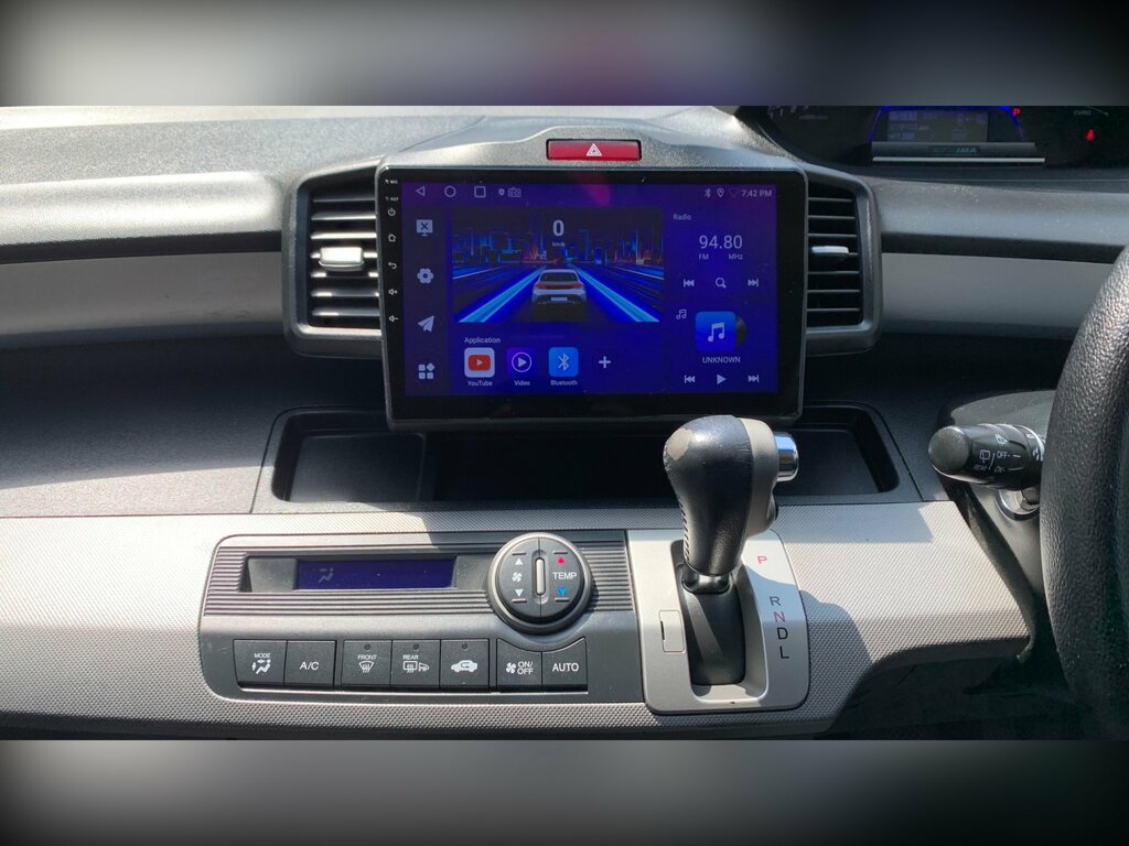 Honda Freed 1.5 Luxury Edition Euro 6 White #67