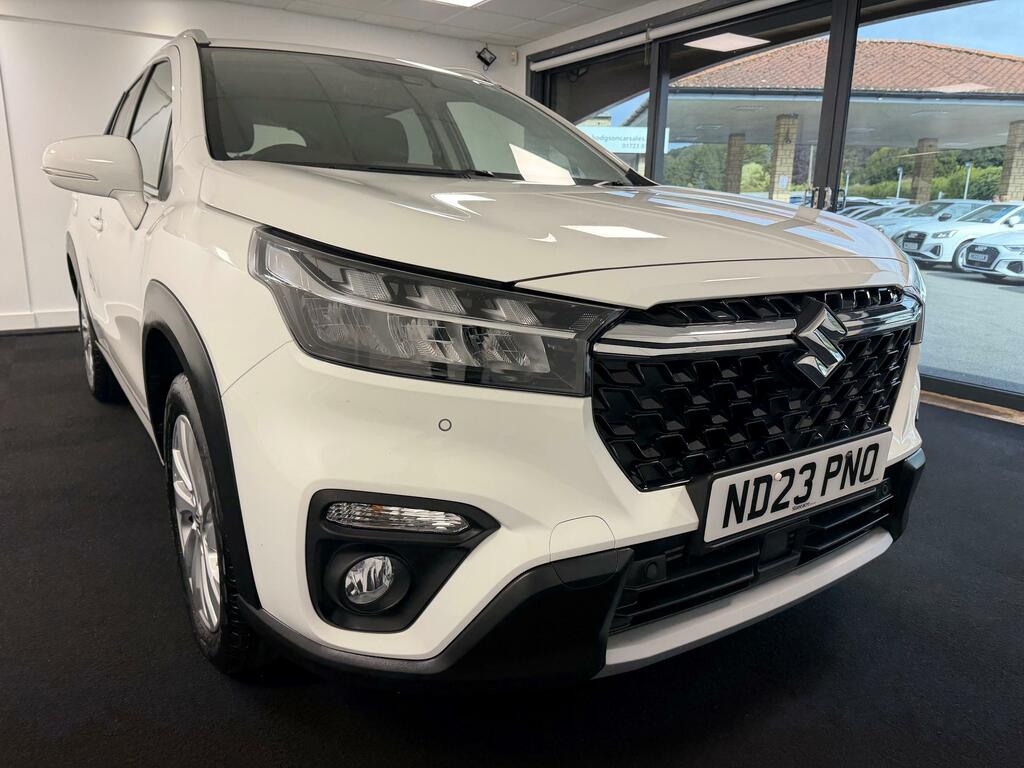 Suzuki S Cross 1.4 Boosterjet Mhev Motion Suv Hybrid M White #4