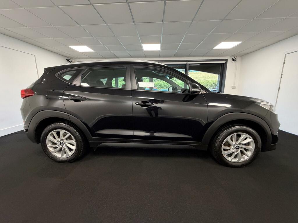 Hyundai Tucson 1.6 Gdi Blue Drive Se Nav Suv Eu WR18YJH Black #5