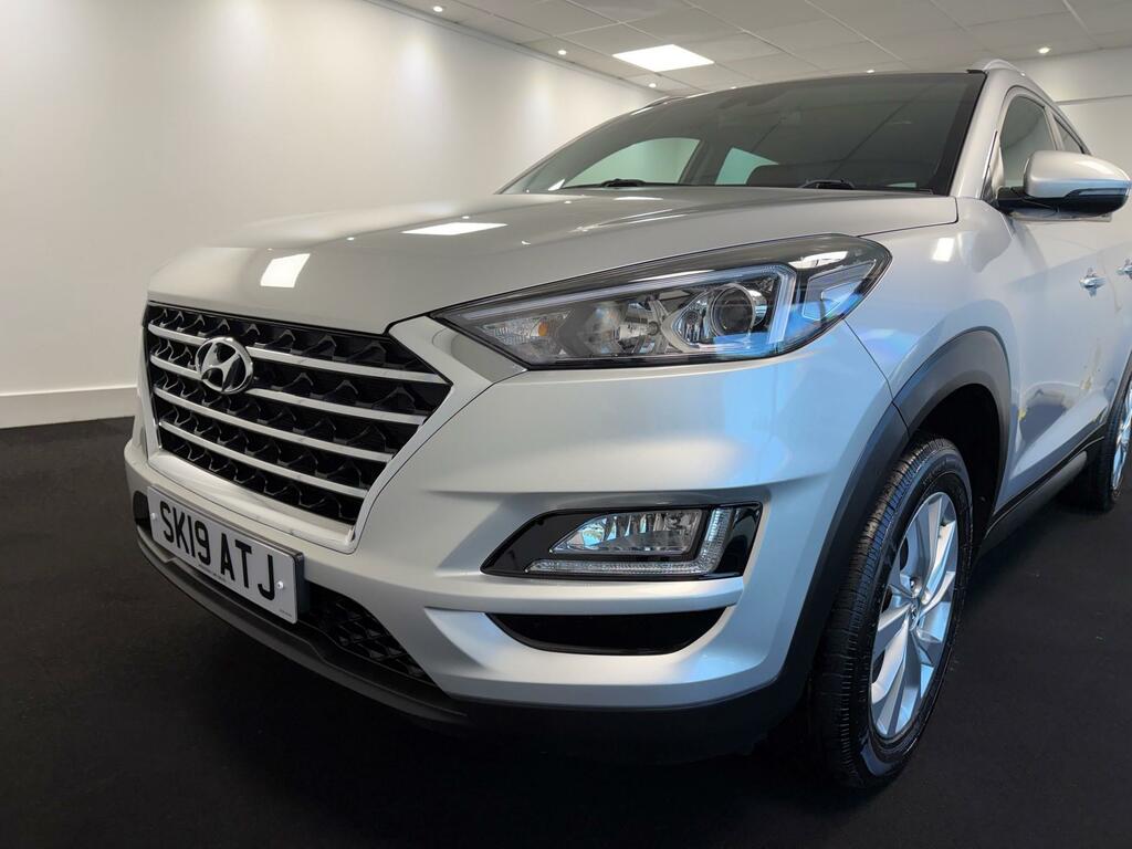 Hyundai Tucson 1.6 Gdi Se Nav Suv Euro 6 Ss SK19ATJ Silver #5