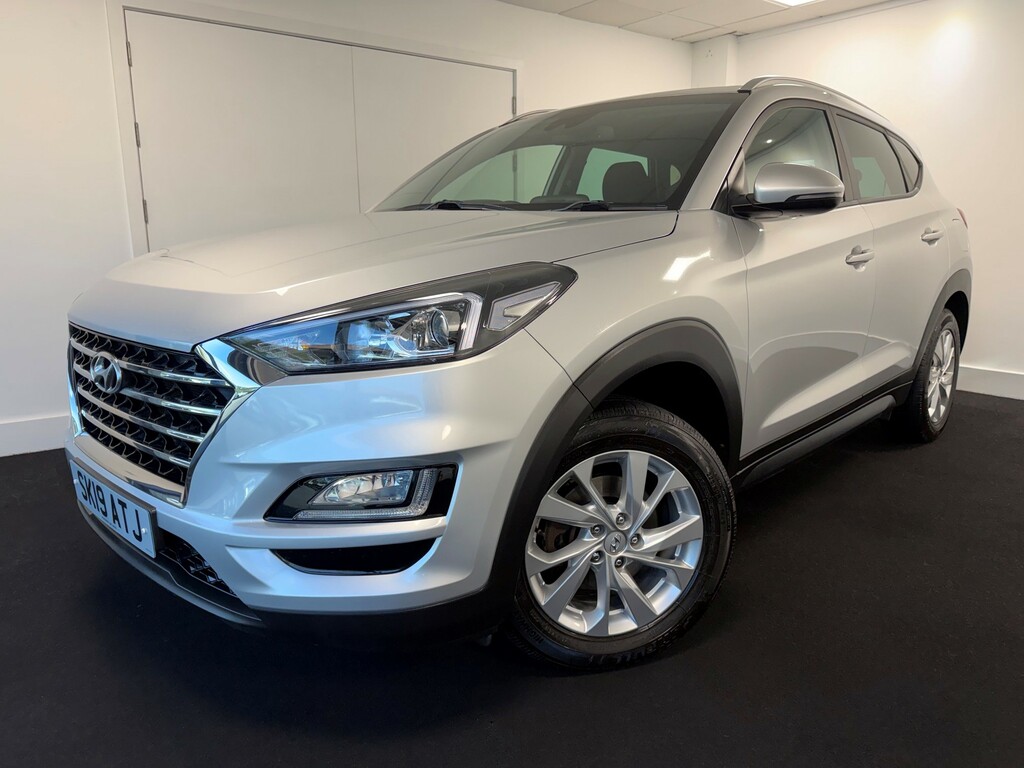 Hyundai Tucson 1.6 Gdi Se Nav Suv Euro 6 Ss Silver