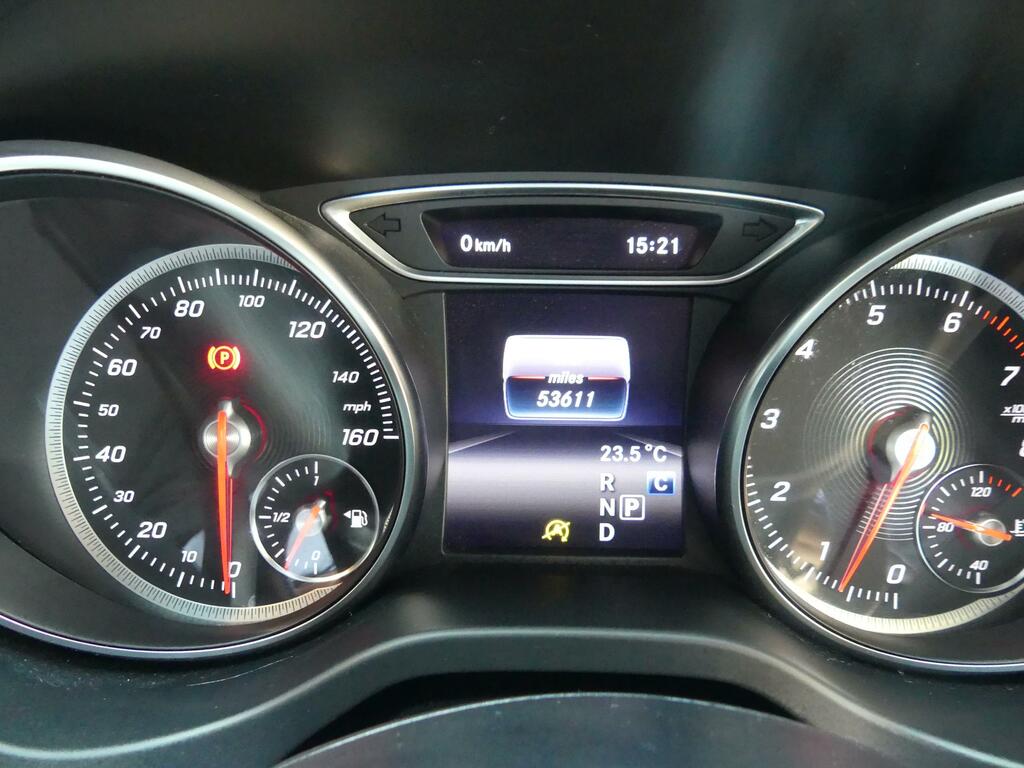 Mercedes-Benz CLA Class Amg Line Black #27