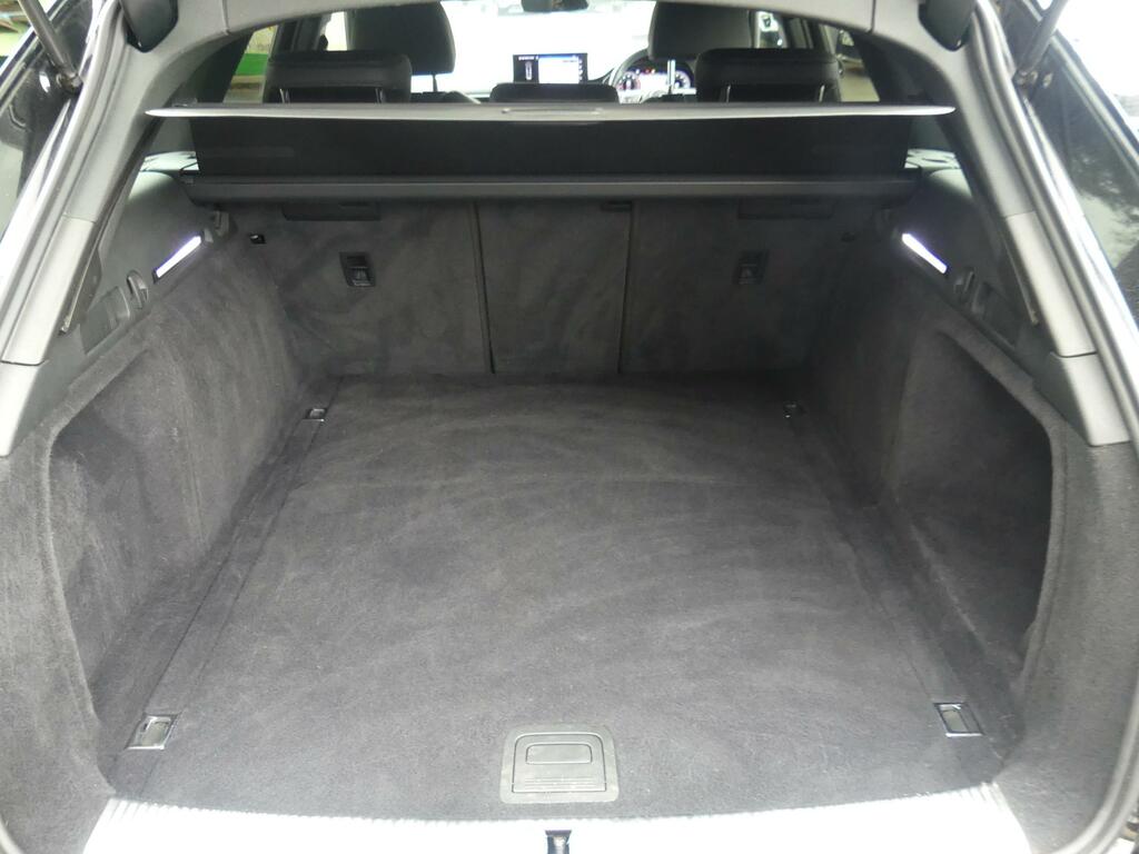Audi A4 Avant 2L Black Edition Grey #20