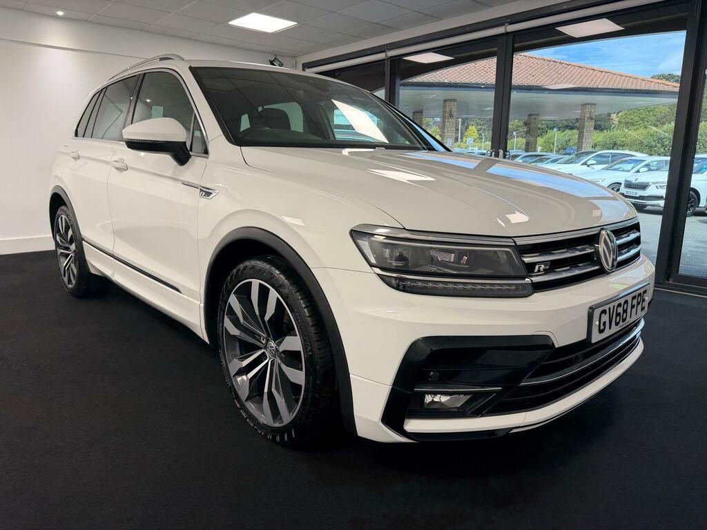 Volkswagen Tiguan Se Navigation Silver #3