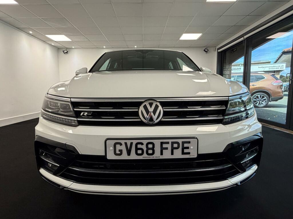 Volkswagen Tiguan Se Navigation Silver #2