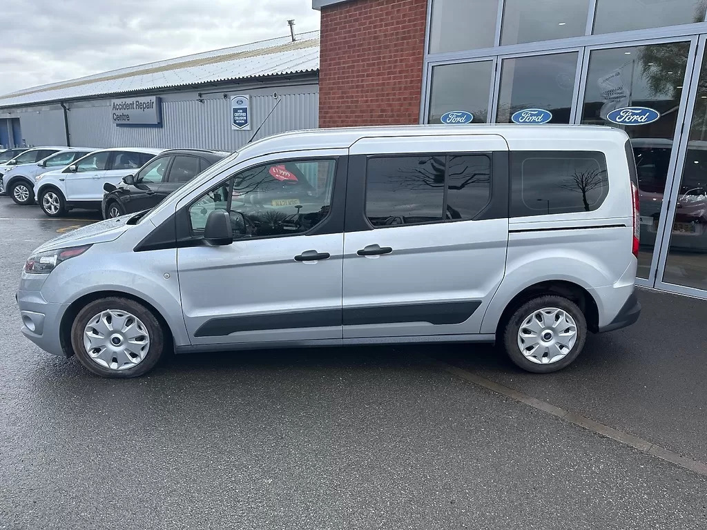Ford Tourneo Connect 1.5 Tdci Zetec Mpv Euro 6 100 P #4