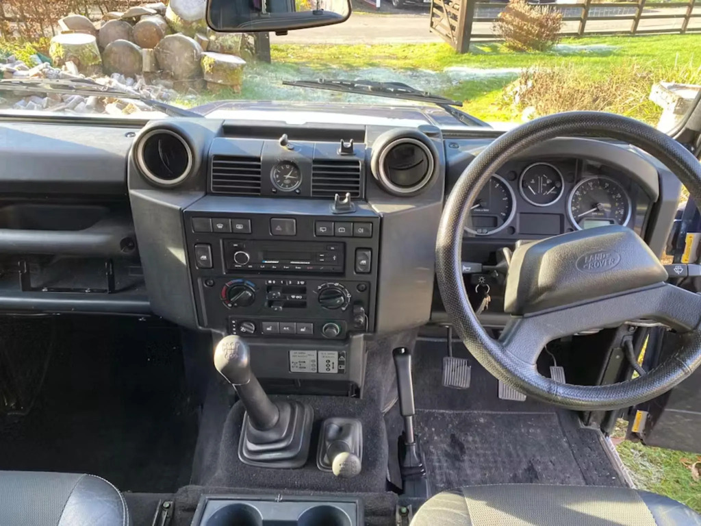 Land Rover Defender 110 2.4 Tdci Xs Station Wagon 4Wd Mw #6