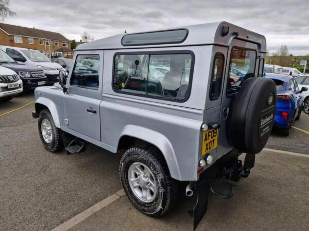 Land Rover Defender 90 2.4 Tdci County Station Wagon 4W #4