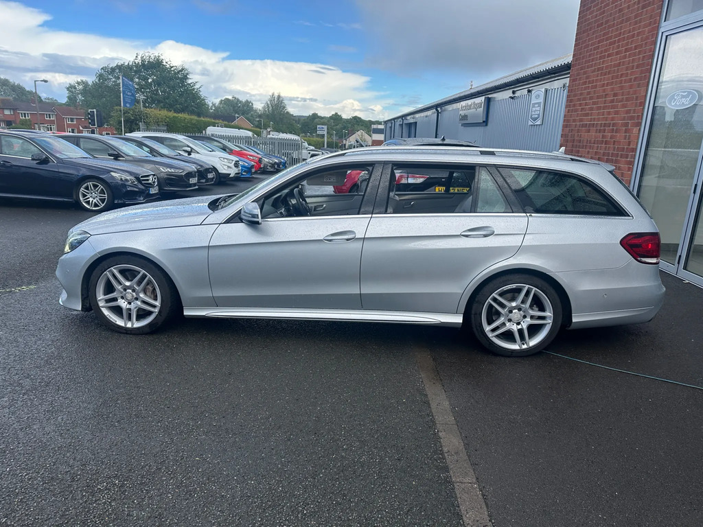 Mercedes-Benz E Class 3.0 E350 V6 Bluetec Amg Sport Estate G- FX63OEU #3