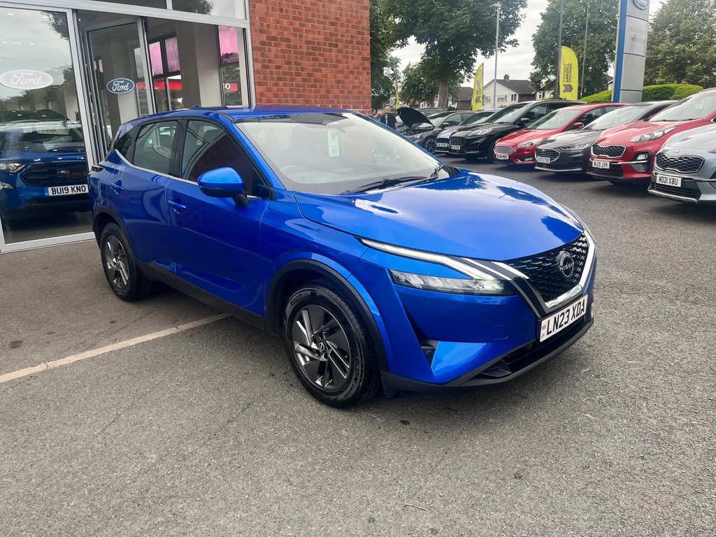 Nissan Qashqai 1.3 Dig-t Mhev Acenta Premium Suv Hybri