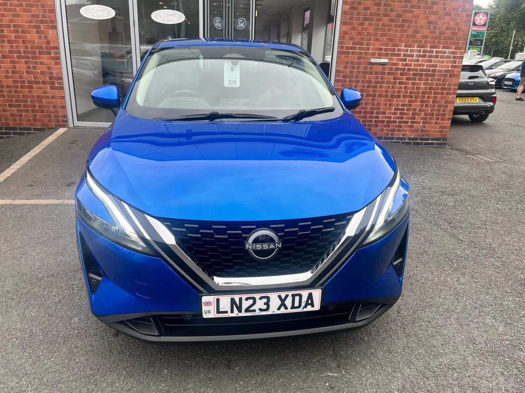 Nissan Qashqai 1.3 Dig-t Mhev Acenta Premium Suv Hybri LN23XDA #2