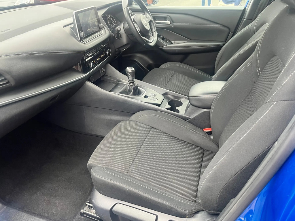 Nissan Qashqai 1.3 Dig-t Mhev Acenta Premium Suv Hybri LN23XDA #6
