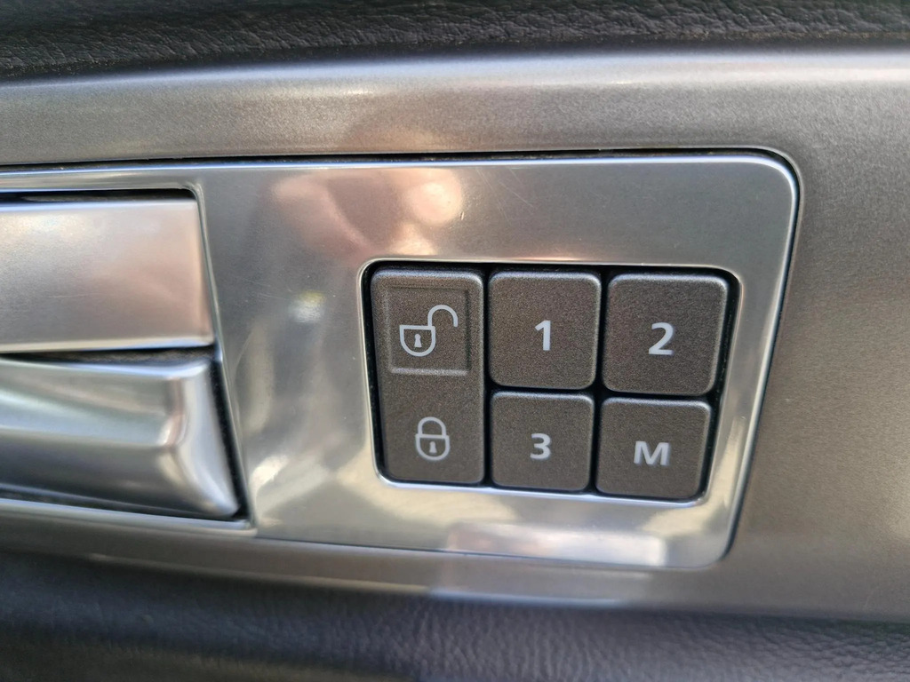 Land Rover Discovery 4 Sd V6 Xs Station Black #10