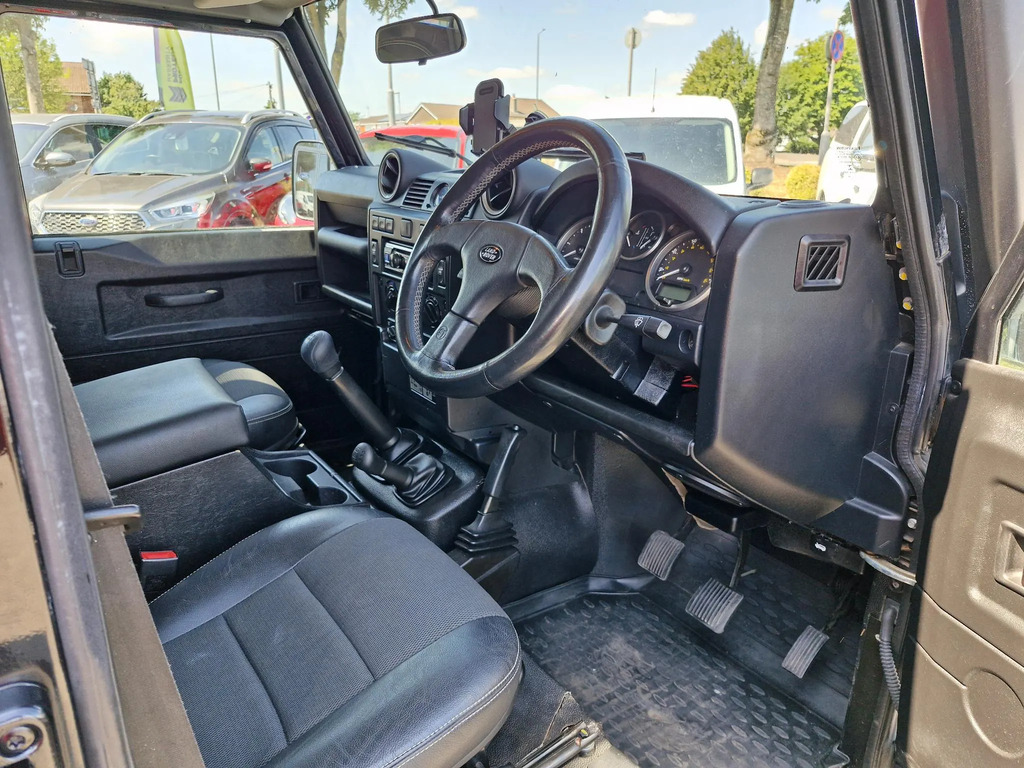 Land Rover Defender 110 2.2 Tdci Xs Station Wagon Double Cab Ma GJ14CWG #4