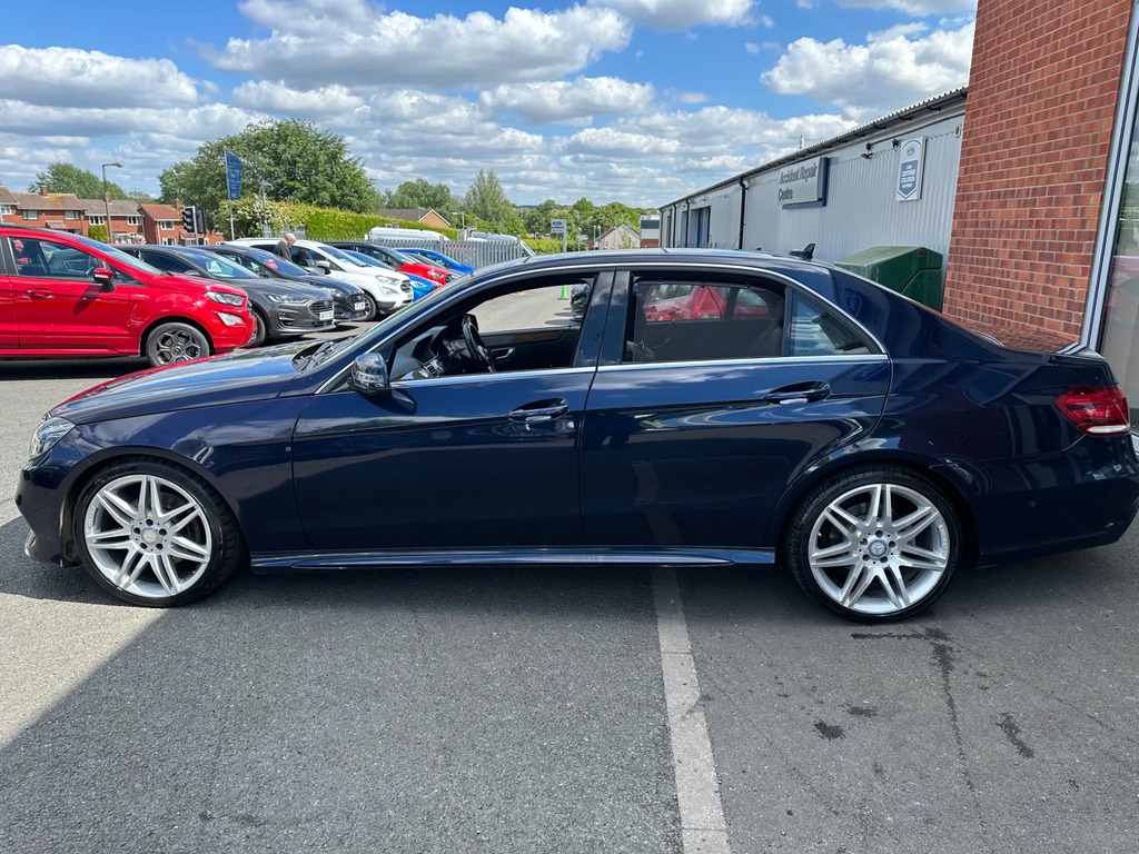 Mercedes-Benz E Class 2.1 E220 Cdi Amg Sport Saloon Eu #3