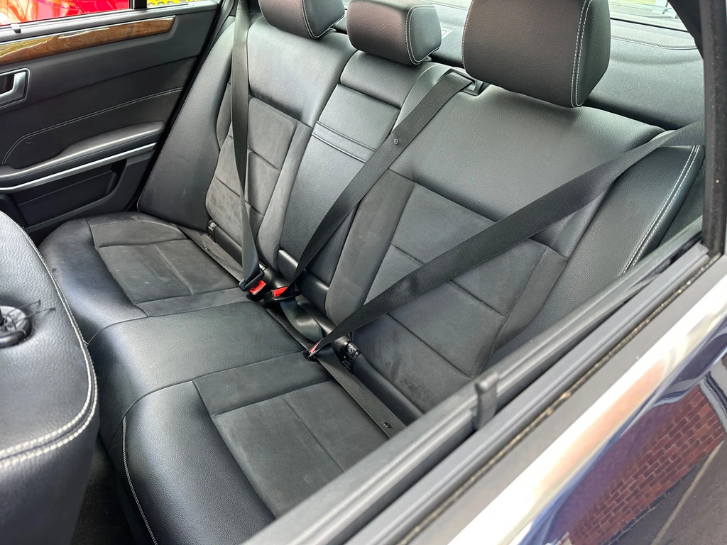 Mercedes-Benz E Class Amg Sport Cdi Silver #19