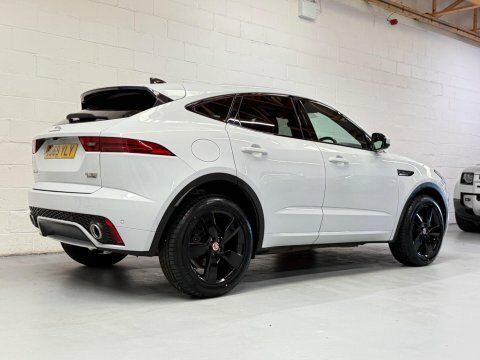 Jaguar E-Pace 2.0 D150 Chequered White #2
