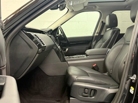 Land Rover Discovery 2.0 Sd4 Se Black #3