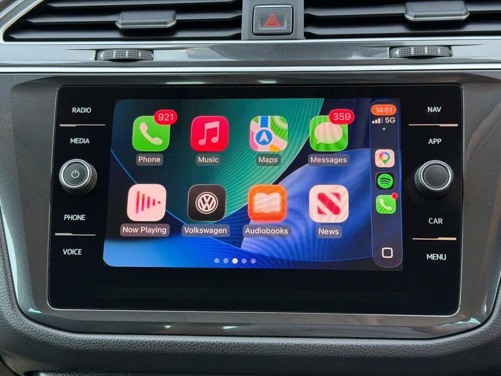 Volkswagen Tiguan 1.4 Tsi Se Navigation Euro 6 S S Black #2