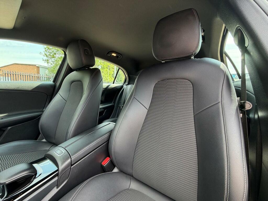 Mercedes-Benz A Class 1.3 A180 Sport Executive 7G-dct Euro 6 S S LS20GSO Black #3