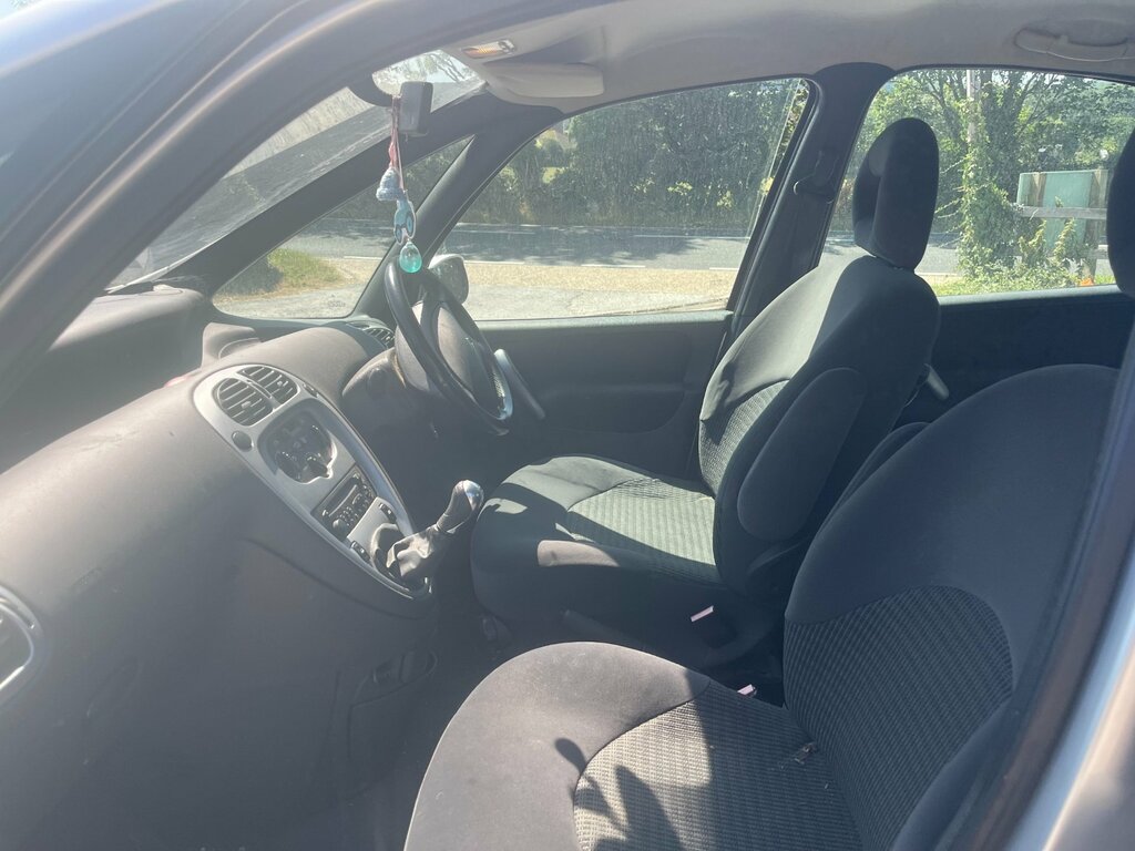 Citroen Xsara Picasso 1.6I 16V Desire Mpv 172 Gkm, 1 Silver #5