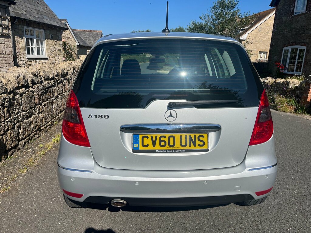 Mercedes-Benz A Class 1.7 A180 Avantgarde Se Hatchback Cvt 1 Silver #5
