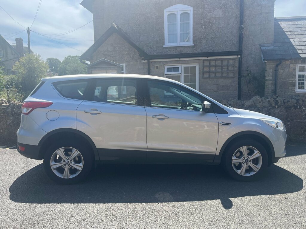 Ford Kuga 2.0 Tdci Zetec Suv 2Wd Euro 6 S Silver #2