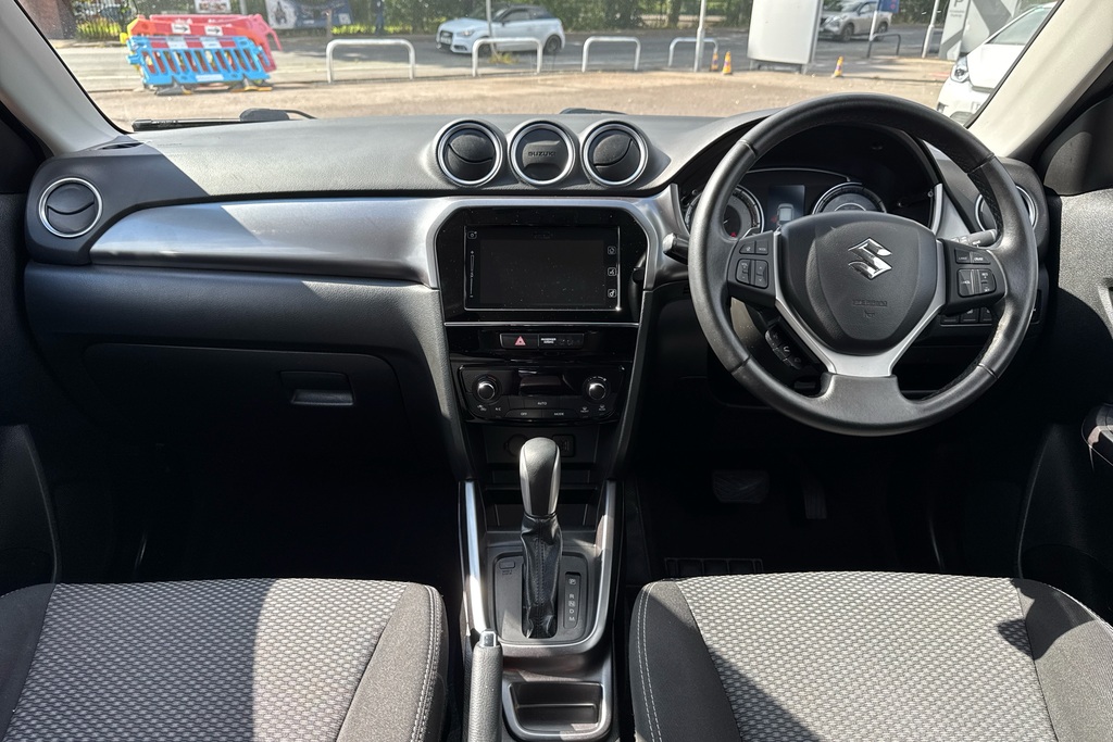 Suzuki Vitara 1.4 Boosterjet Sz-t Red #4