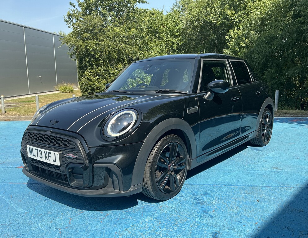 Mini Hatch 1.5 C Sport Level 1 ML73XFJ Black #4