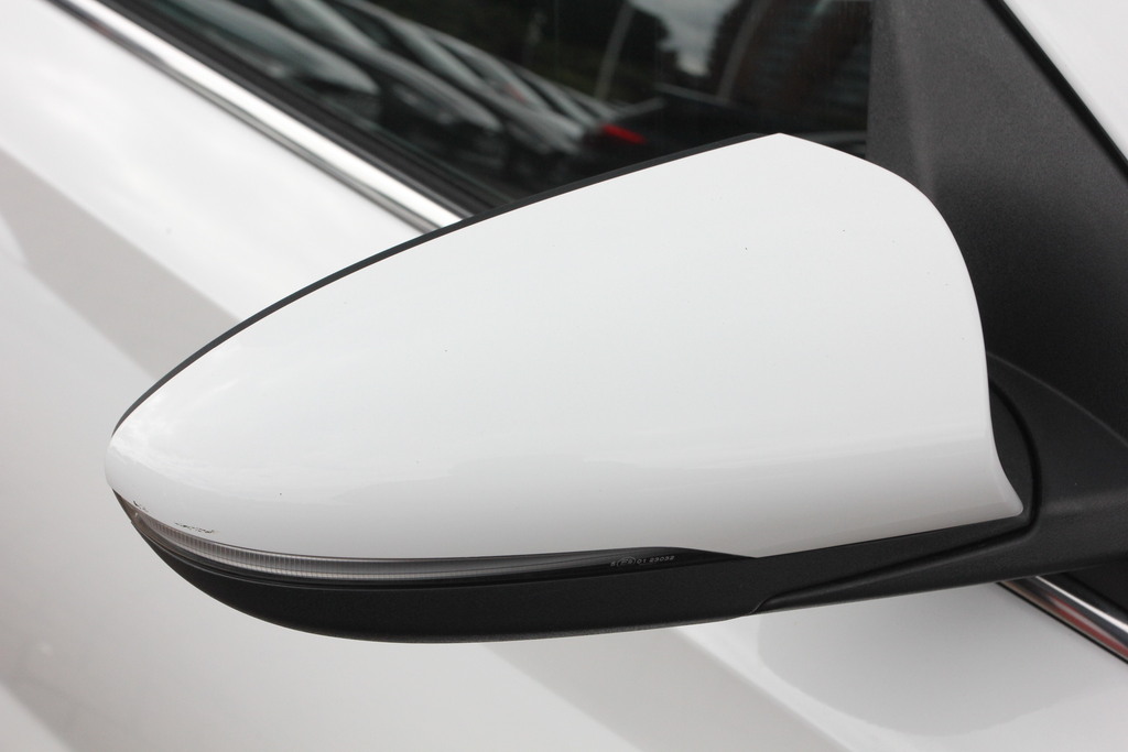 Hyundai Bayon 1.0 Tgdi 120 48V Mhev Premium SA23LYH White #4